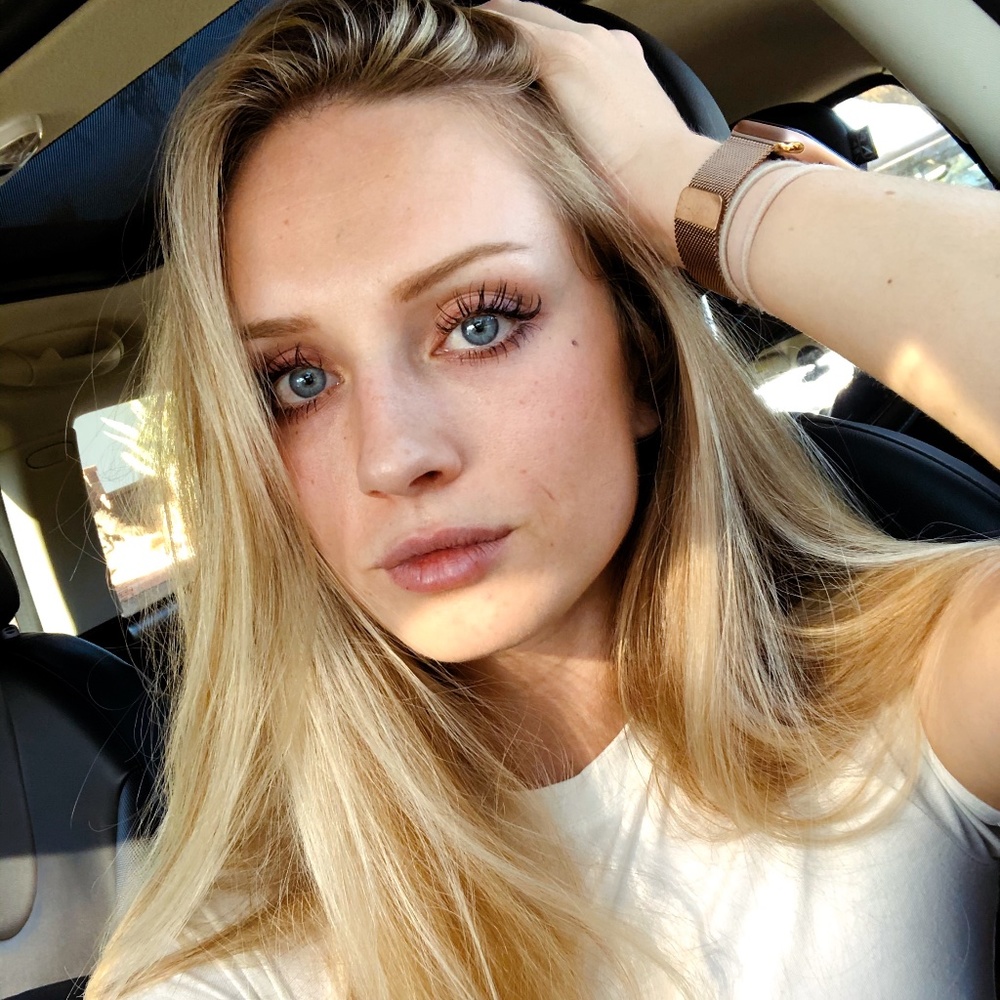 Meet your Posher, Helena